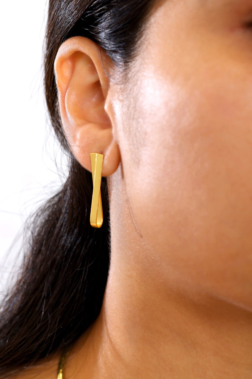 Sleek Tapered Bar Drop Earrings in Gold Polish | 925 Sterling Silver