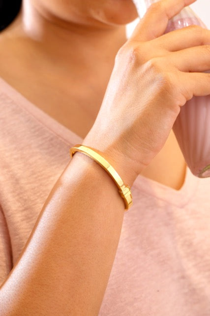 Stylish Rectangular Gold Polish 925 Sterling Silver Bracelet