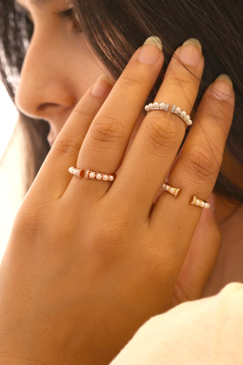 Pearl Cluster Gold Band Ring