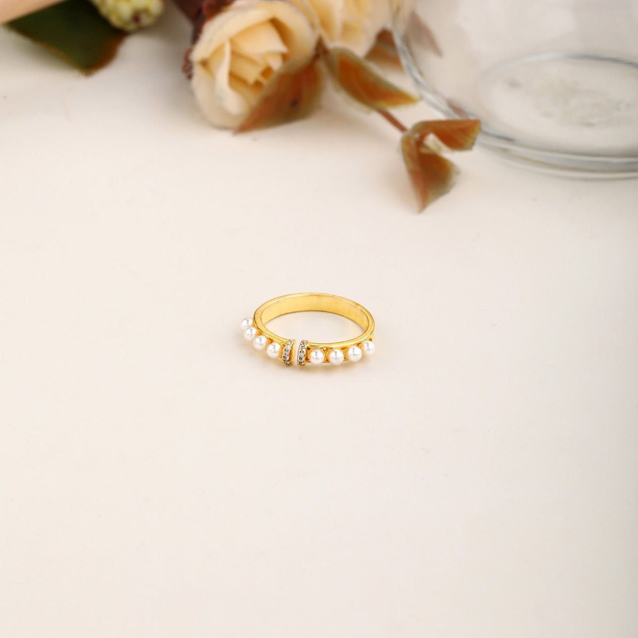 Pearl Cluster Gold Band Ring